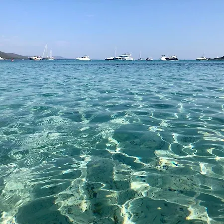 Apartment Island Sali